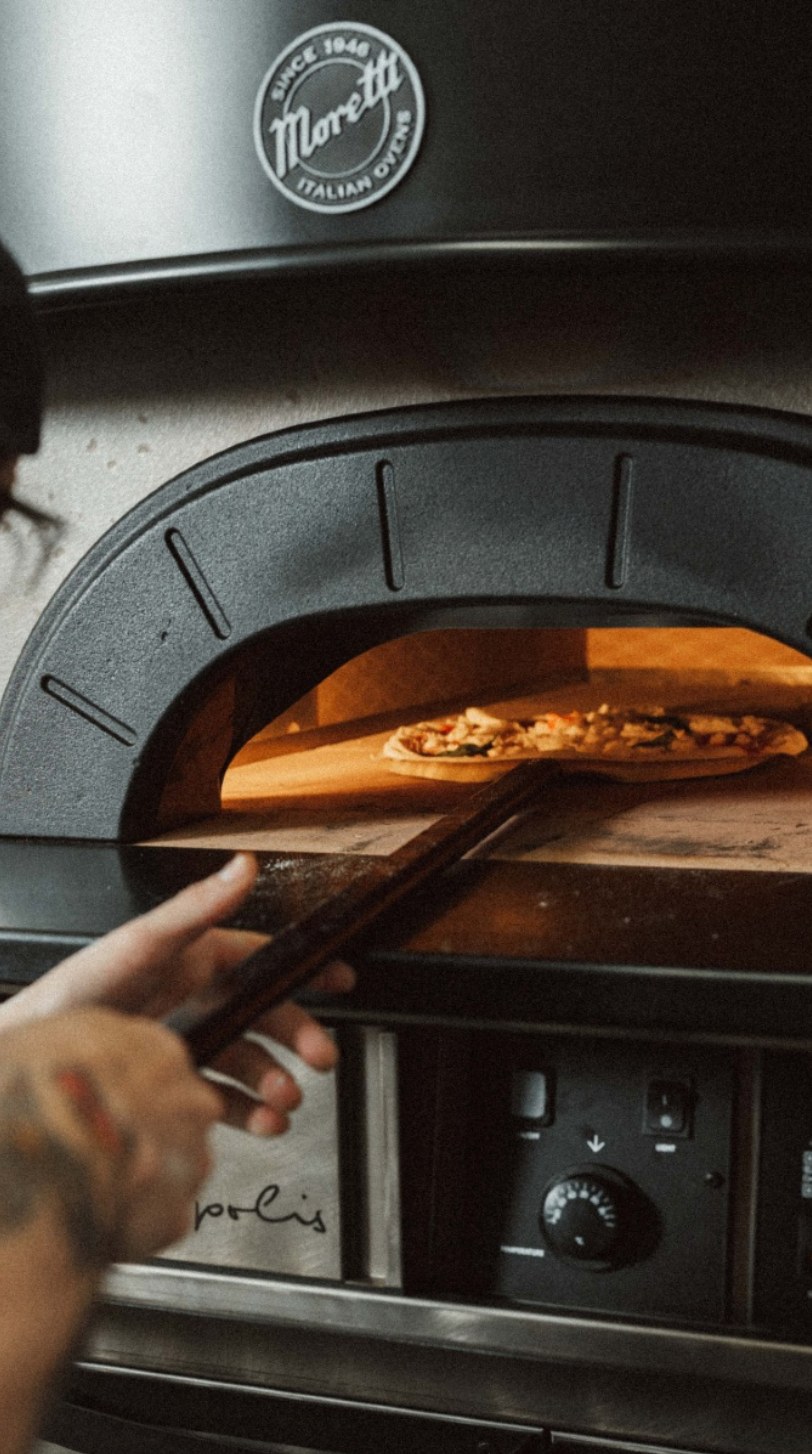 Four à pizza